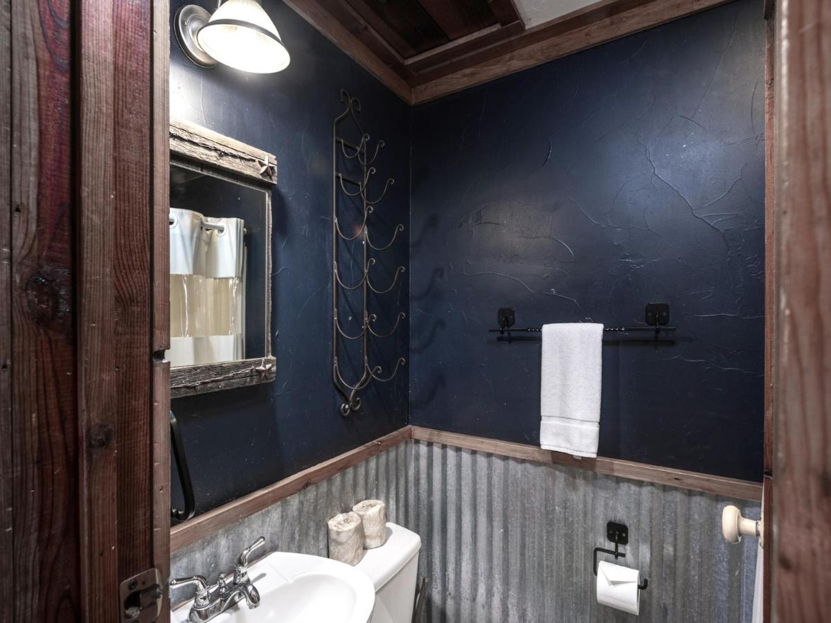 Apache Village 3, Queen Bed, Midtown, Sleeps 2 Ruidoso Esterno foto