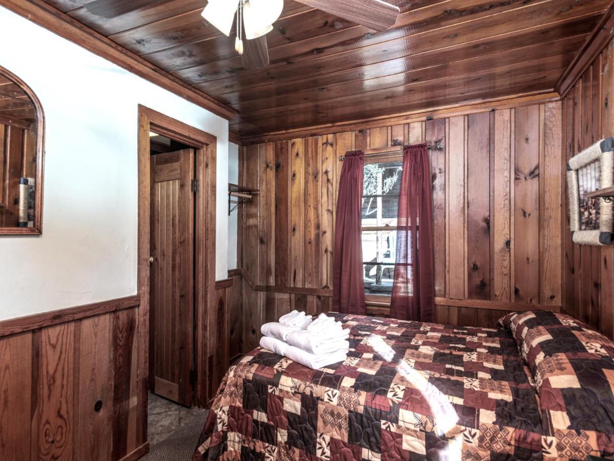 Apache Village 3, Queen Bed, Midtown, Sleeps 2 Ruidoso Esterno foto